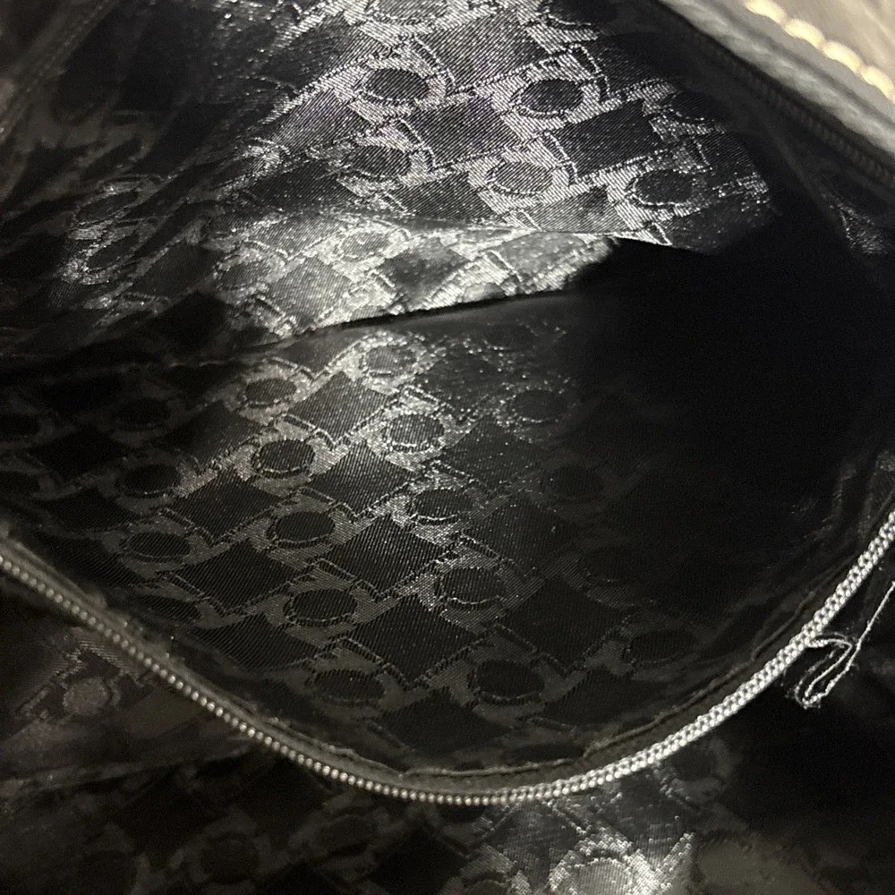 Kenneth Cole Reaction Black Studded Hobo Shoulder Bag Purse Y2K Boho